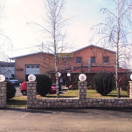 Hotel Derby Orašje Eksteriør bilde